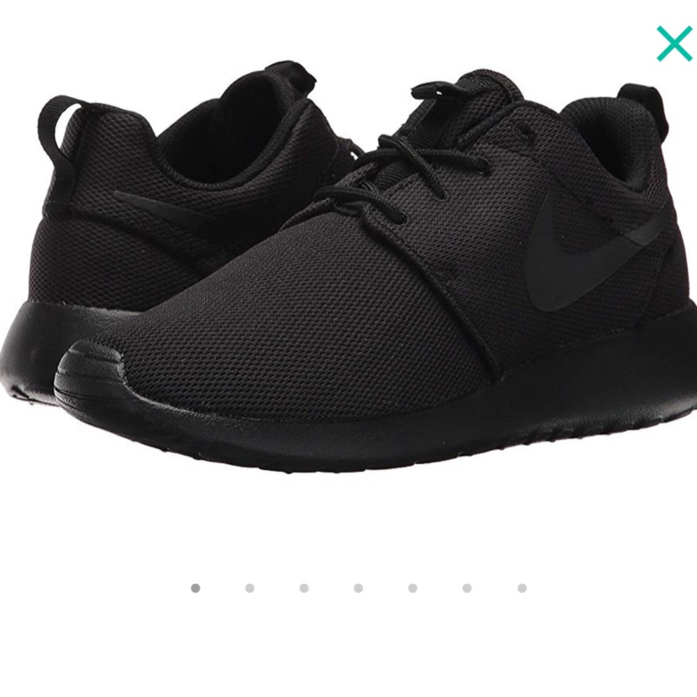 Roshe One Women’s Nike shoe